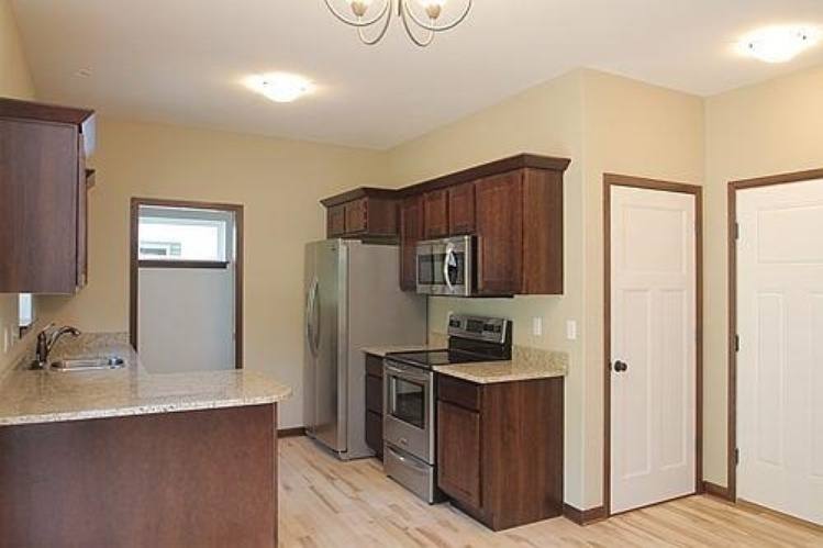 House for rent at 2054 Mackinaw Dr, Iowa City, IA 52245
