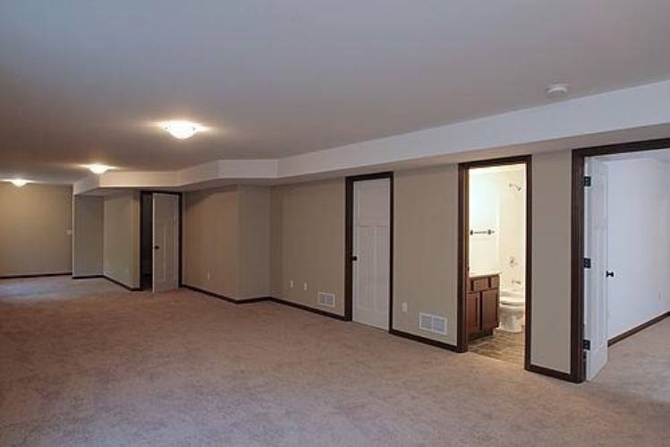House for rent at 2054 Mackinaw Dr, Iowa City, IA 52245