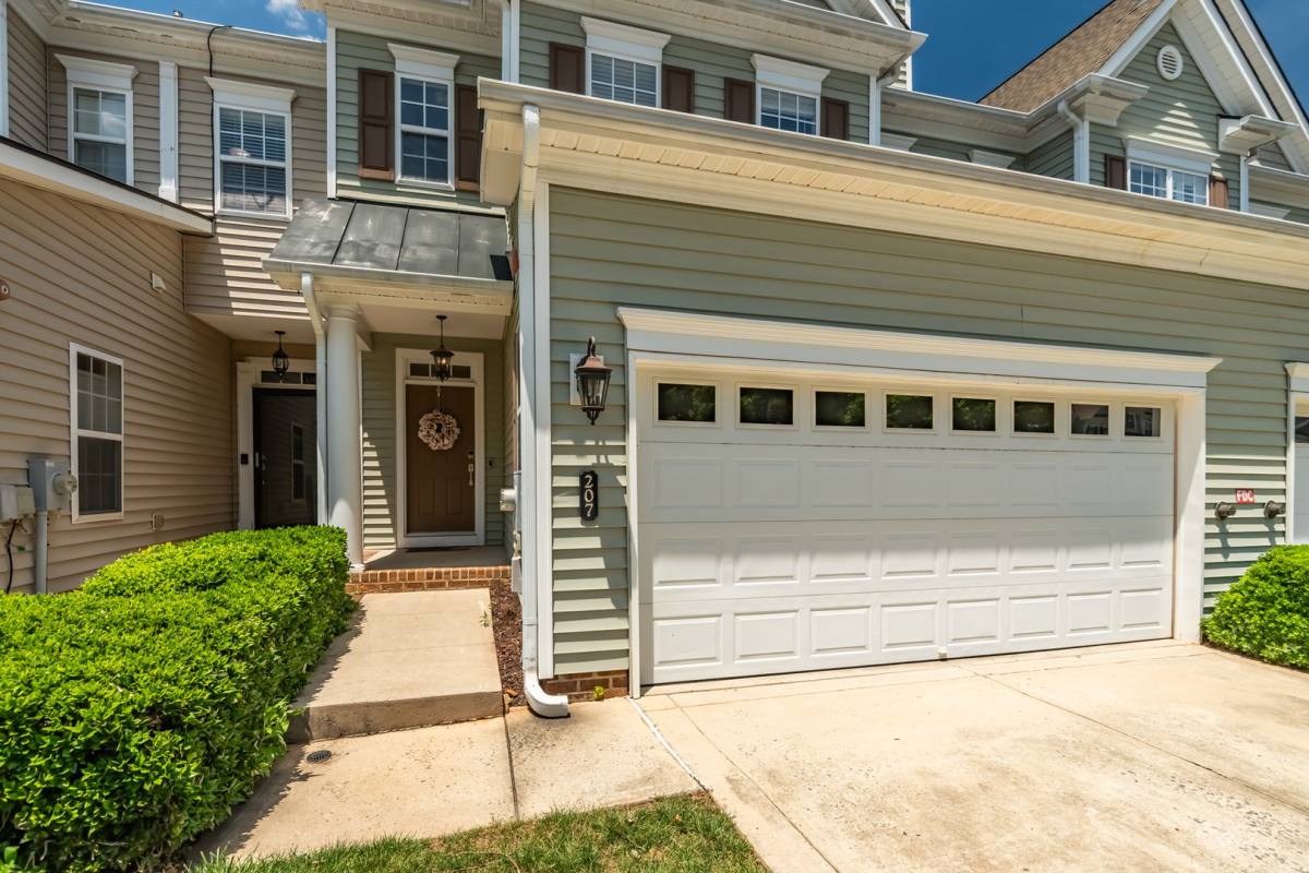 House for rent at 207 Towne Ridge Lane, Chapel Hill, NC 27516