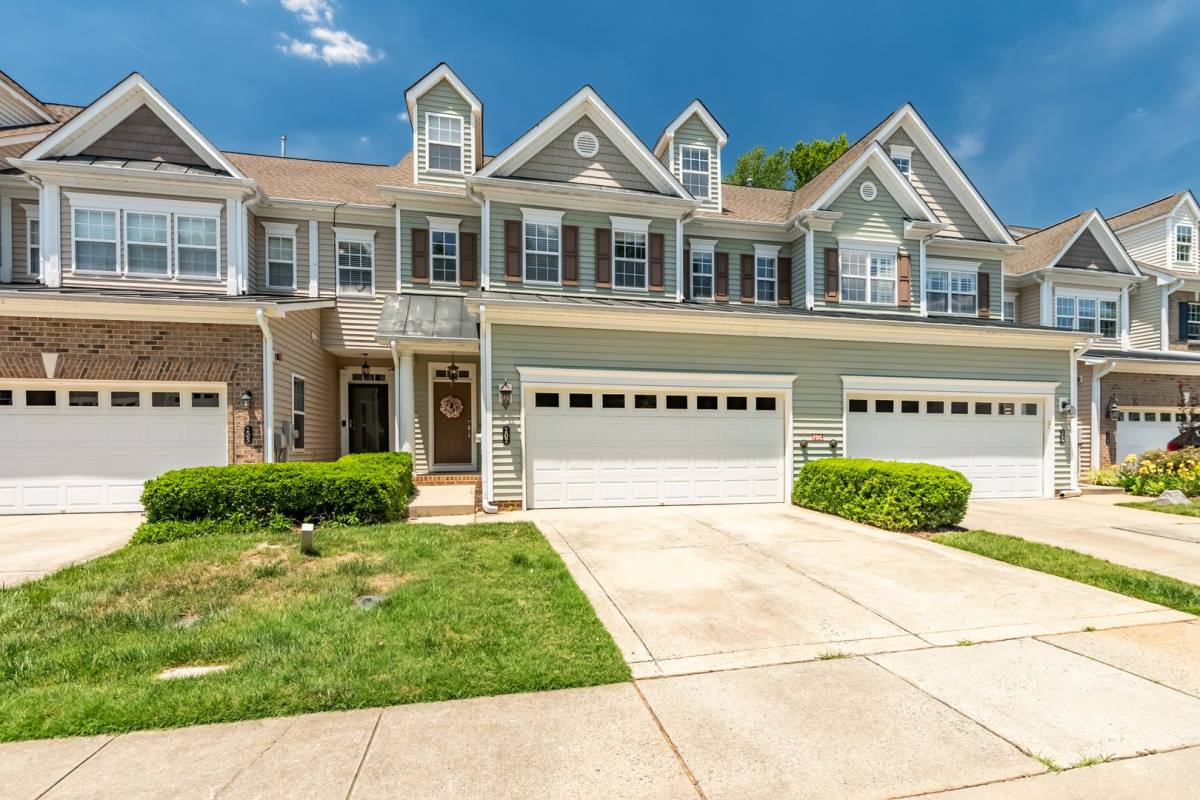 House for rent at 207 Towne Ridge Lane, Chapel Hill, NC 27516