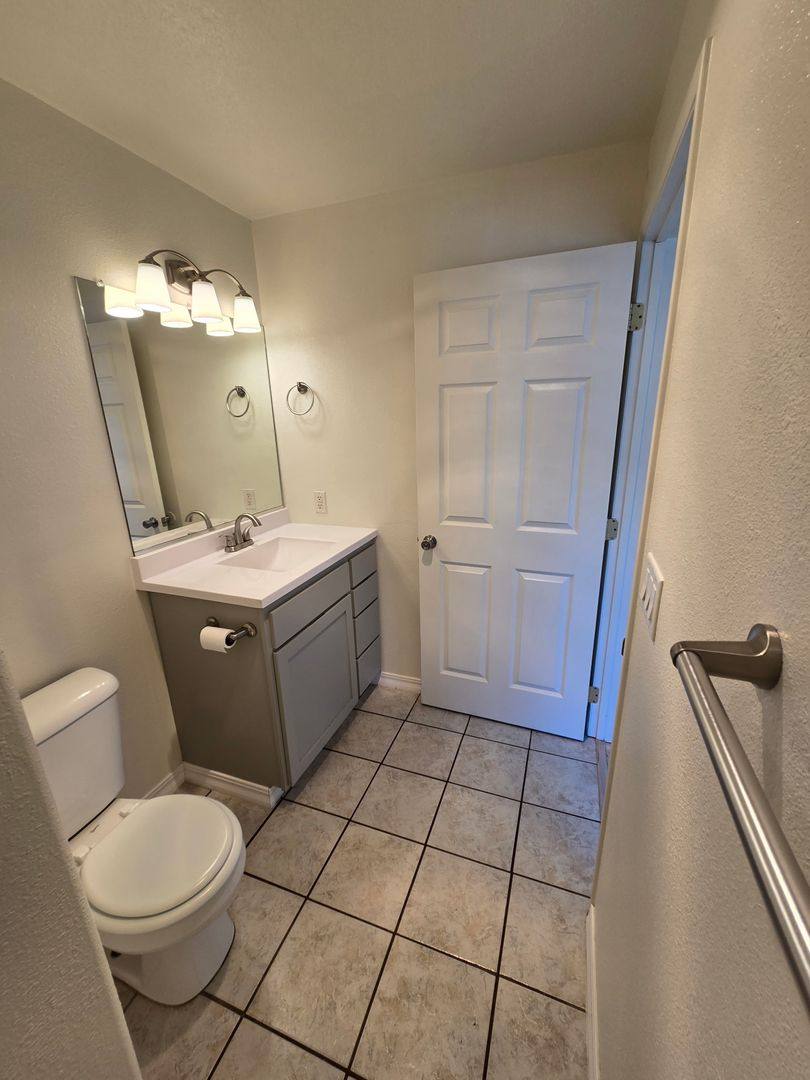 House for rent at 3286 Sycamore Way, Medford, OR 97504