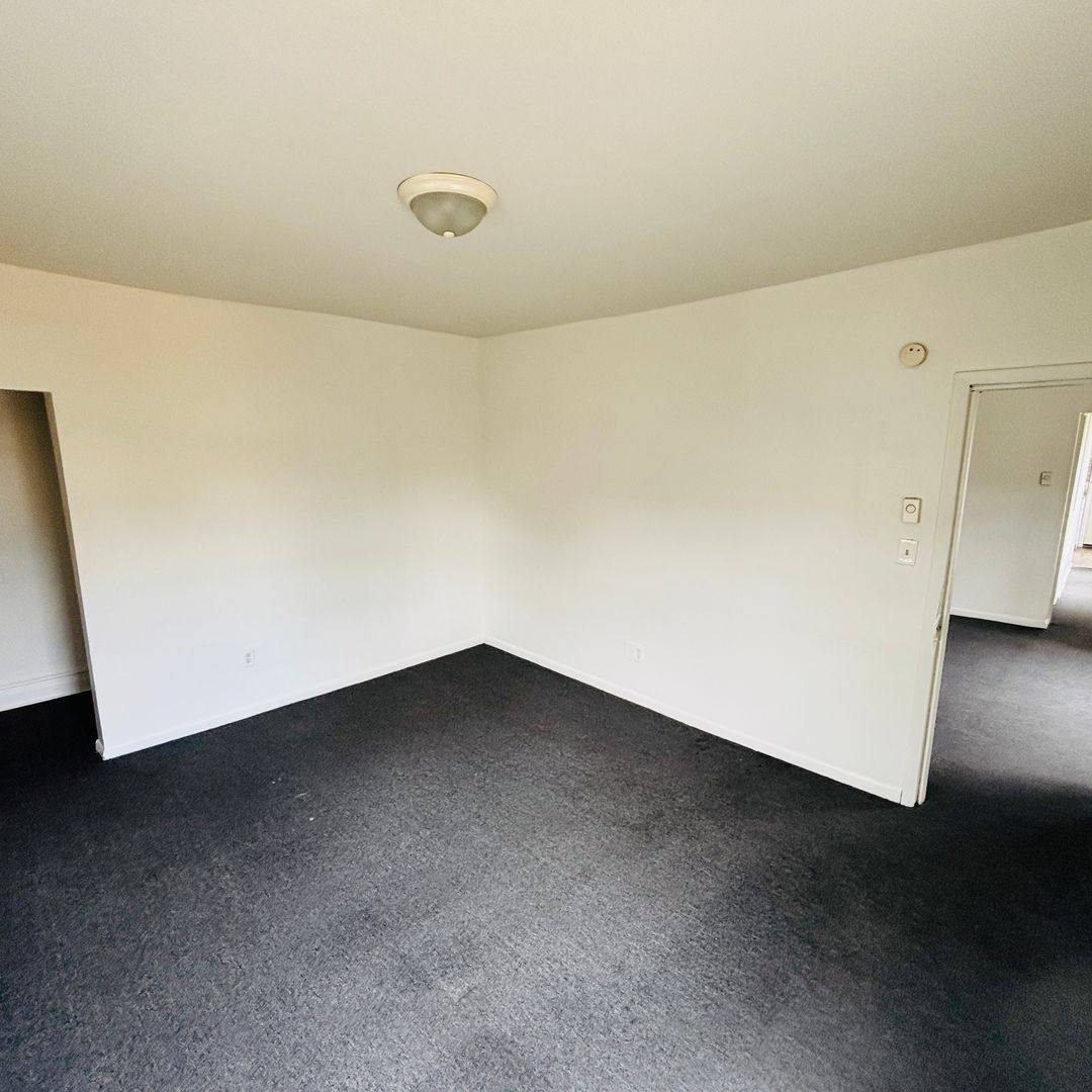 Apartment for rent at 761-765 S 8th St, Allentown, PA 18103