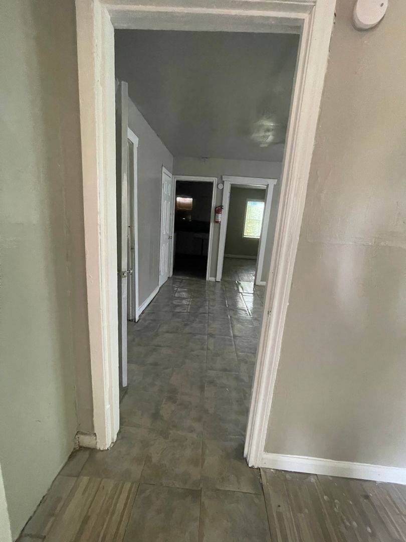 House for rent at 1419 Capron 1 #2, Houston, TX 77020