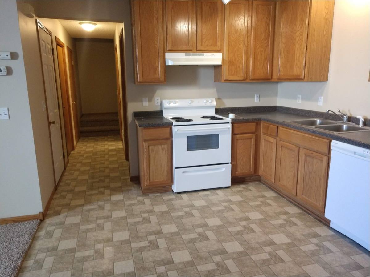 Townhouse for rent at 4165 Orleans Dr, Saint Michael, MN 55376