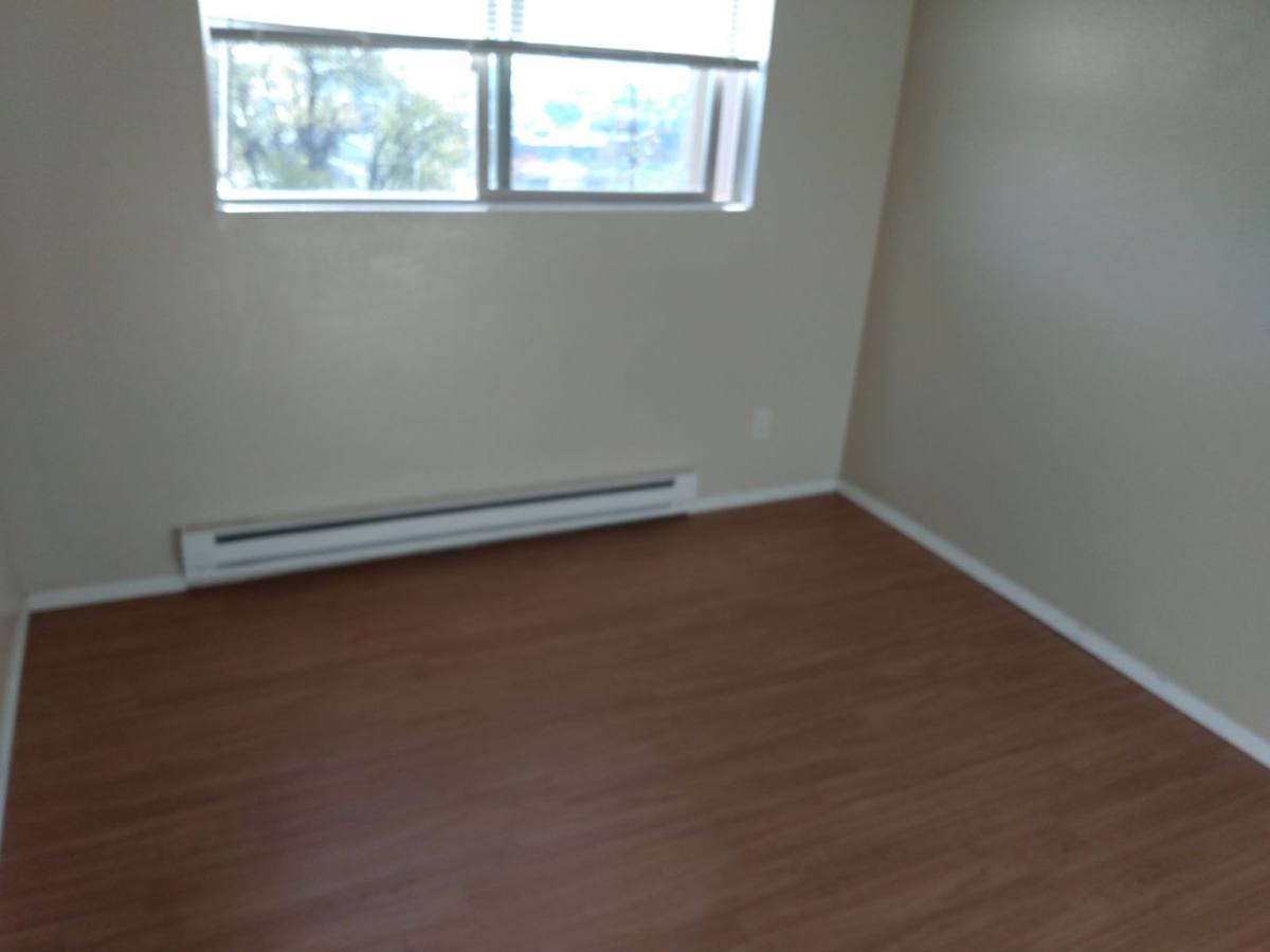 Apartment for rent at 321 N 5th St #17, Klamath Falls, OR 97601