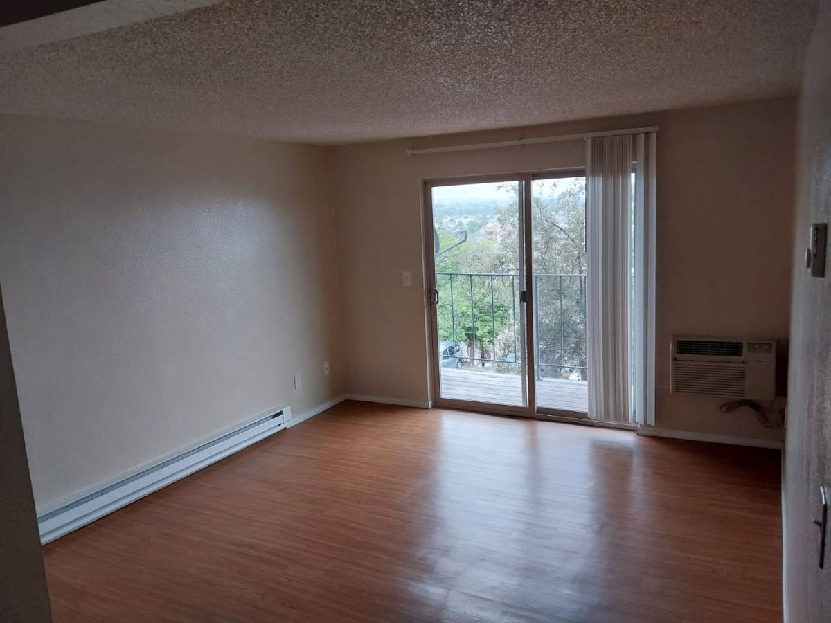 Apartment for rent at 321 N 5th St #17, Klamath Falls, OR 97601