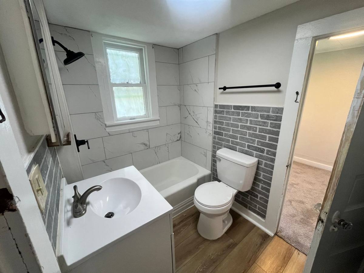 House for rent at 4104 Y St, Omaha, NE 68107