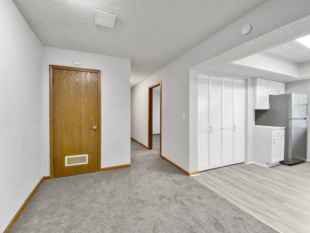 Townhouse for rent at 8710 NW 82nd Terrace, Kansas City, MO 64152