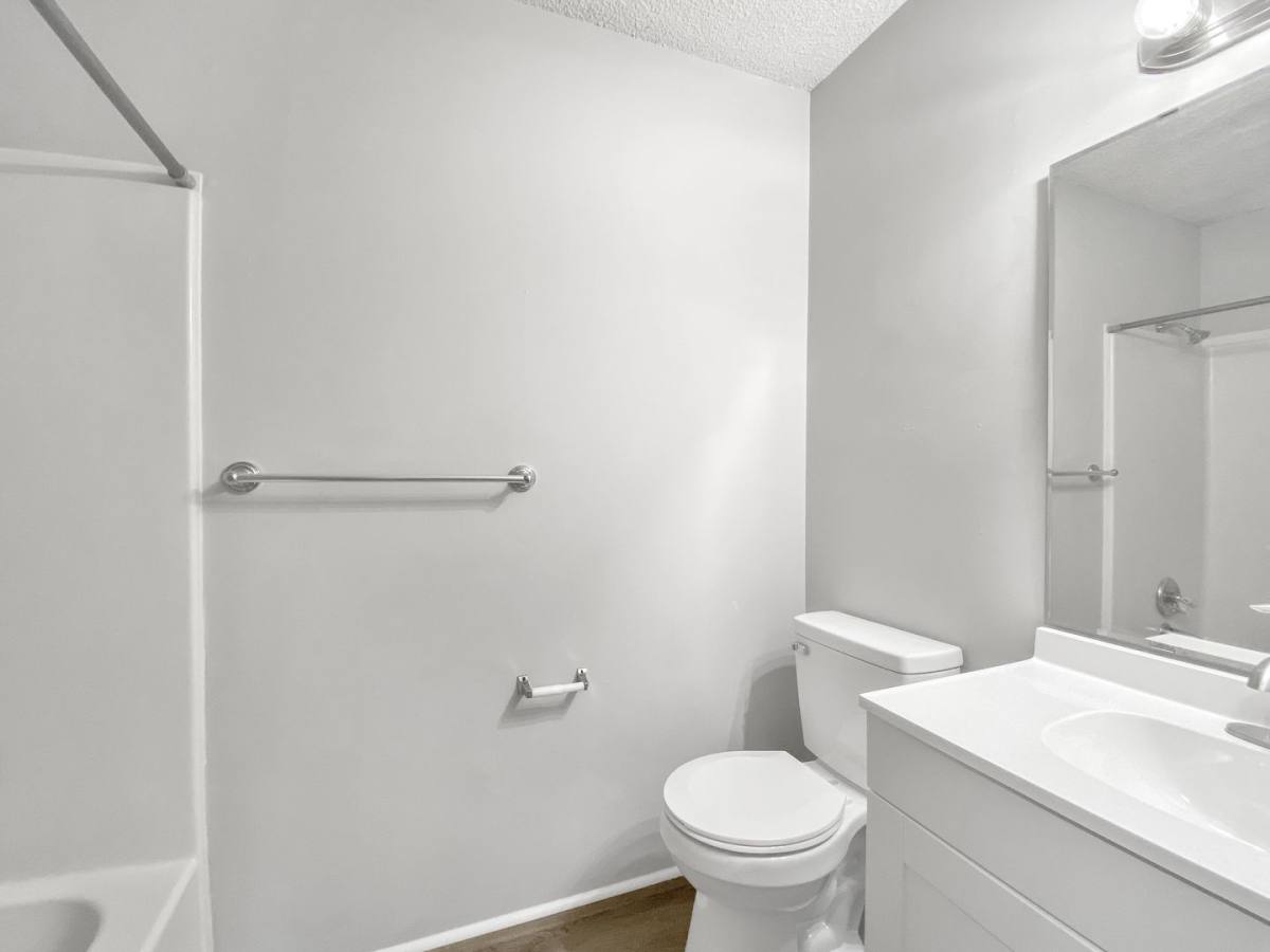 Townhouse for rent at 8710 NW 82nd Terrace, Kansas City, MO 64152