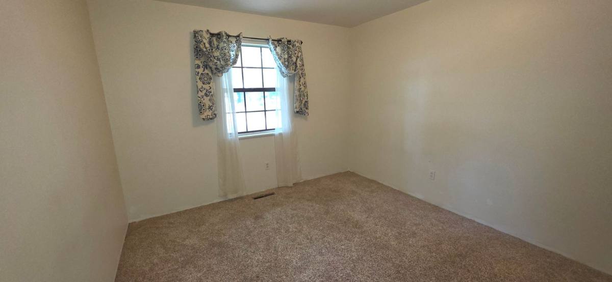 1635 E Hanover, Springfield, MO 65807 - House for Rent - Image 5