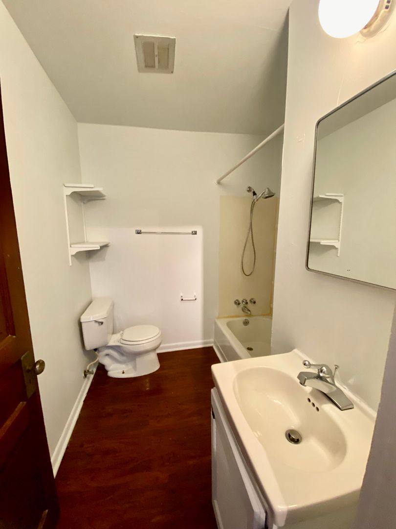 Apartment for rent at 216 N Hamilton St, Ypsilanti, MI 48197