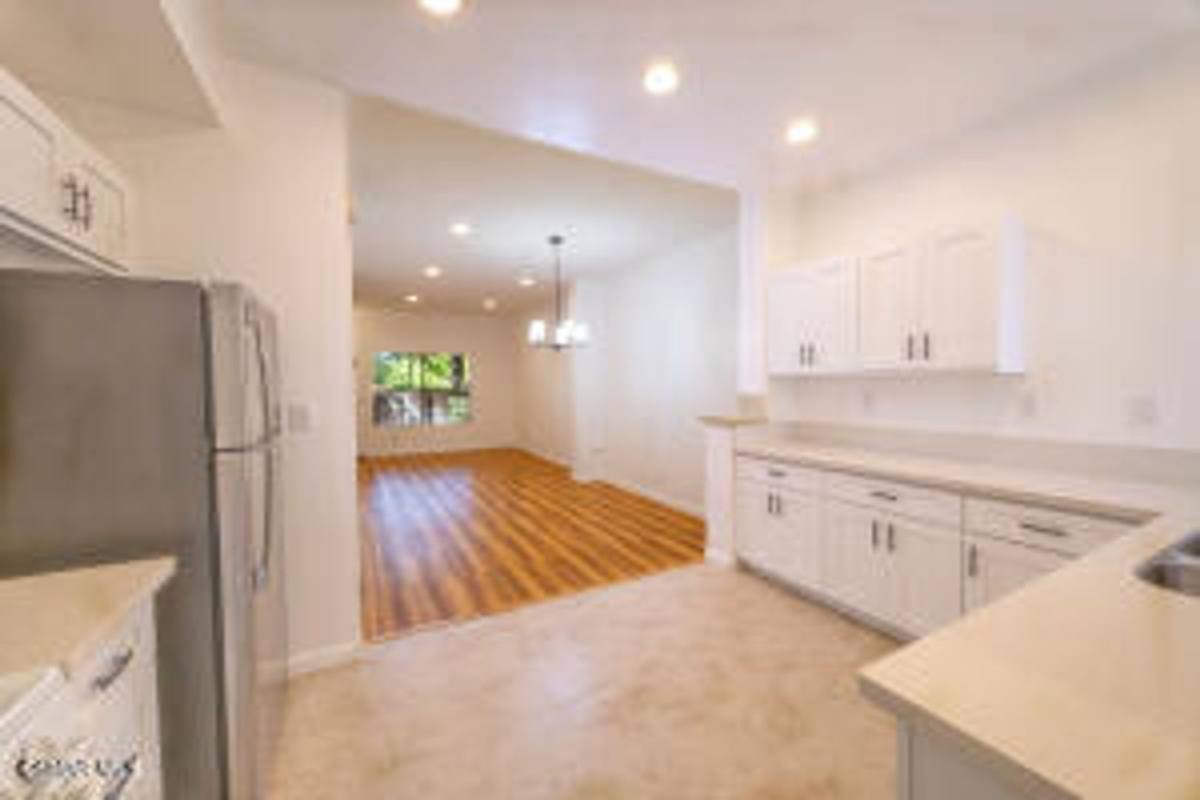 Townhouse for rent at 514 Via Colinas, Thousand Oaks, CA 91362