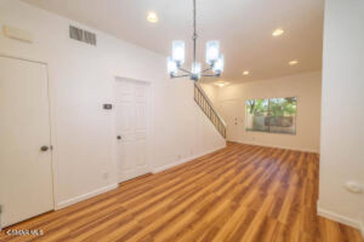 Townhouse for rent at 514 Via Colinas, Thousand Oaks, CA 91362