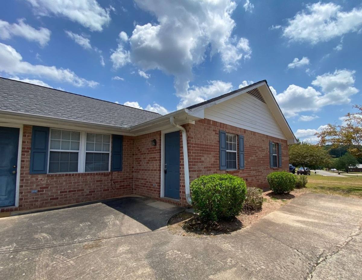 House for rent at 107 Hunters Run Rd, Athens, GA 30606