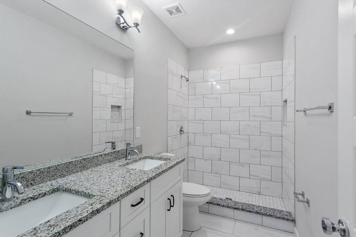 Townhouse for rent at 807 7th Ave S, Jacksonville Beach, FL 32250