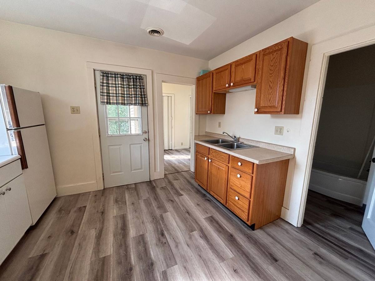 Apartment for rent at 122 Shenango St, Greenville, PA 16125