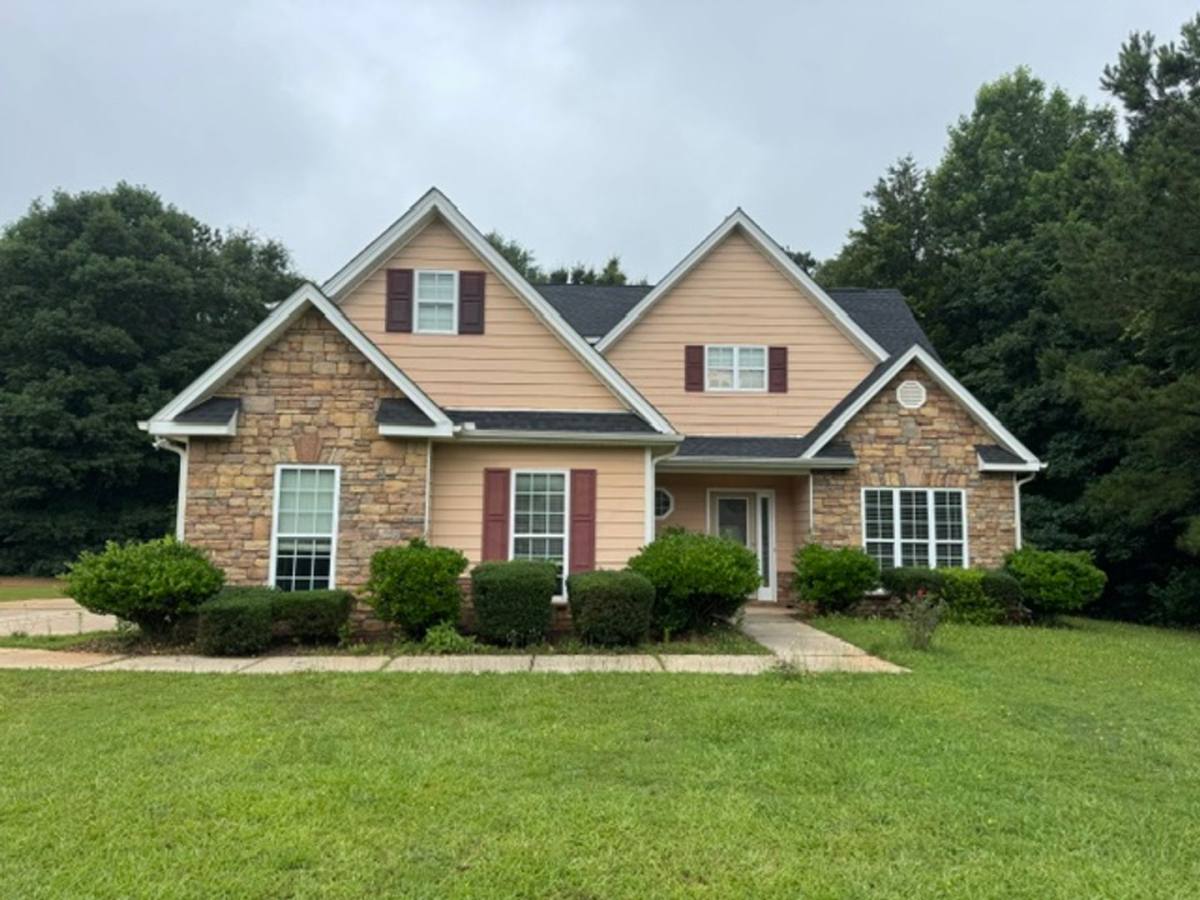 House for rent at 429 Jasmine Circle, Lagrange, GA 30241