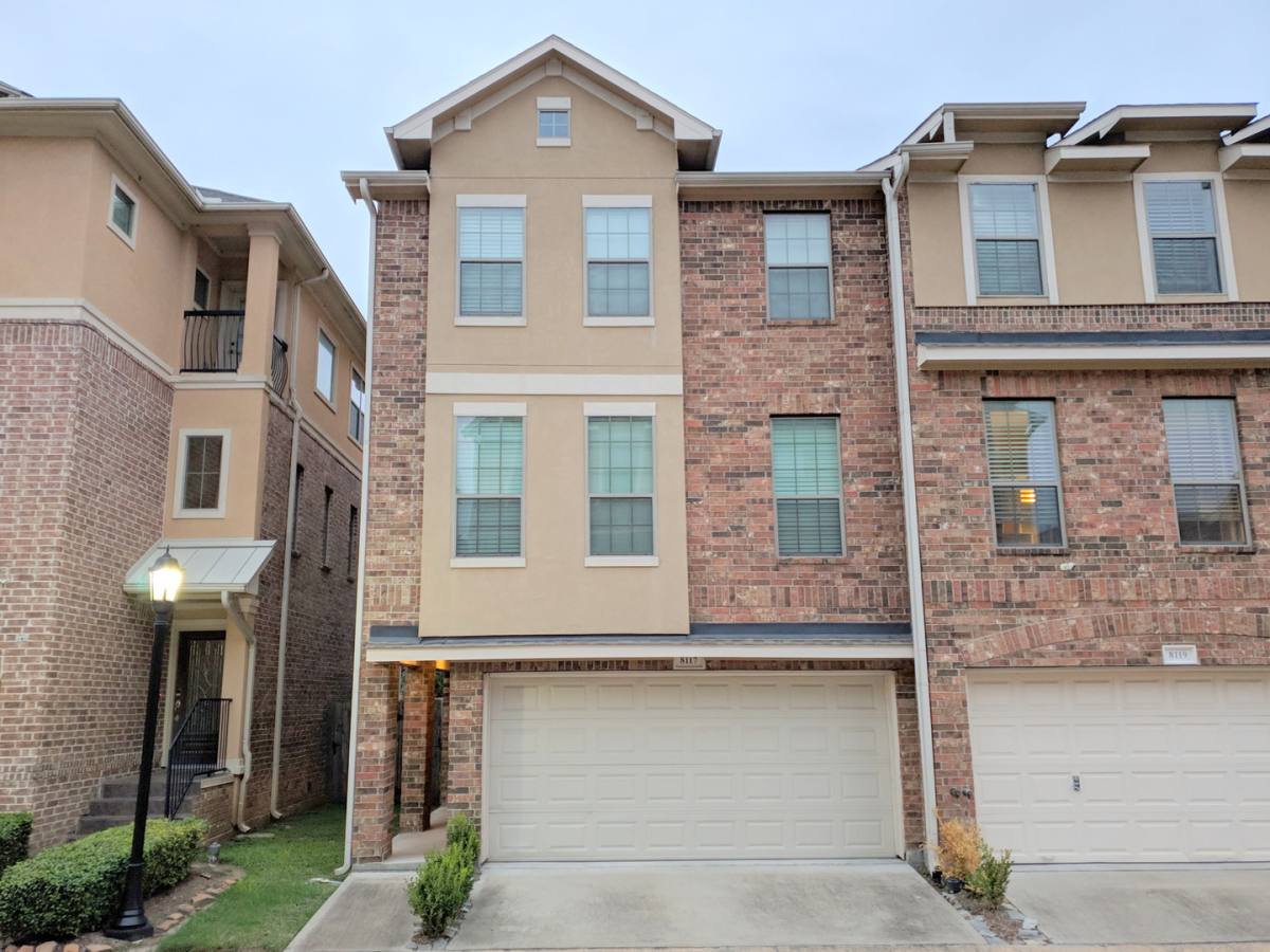 Townhouse for rent at 8117 Silverton Creek Lane, Houston, TX 77040