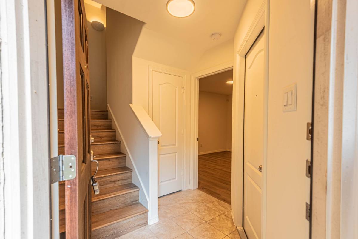 Townhouse for rent at 8117 Silverton Creek Lane, Houston, TX 77040