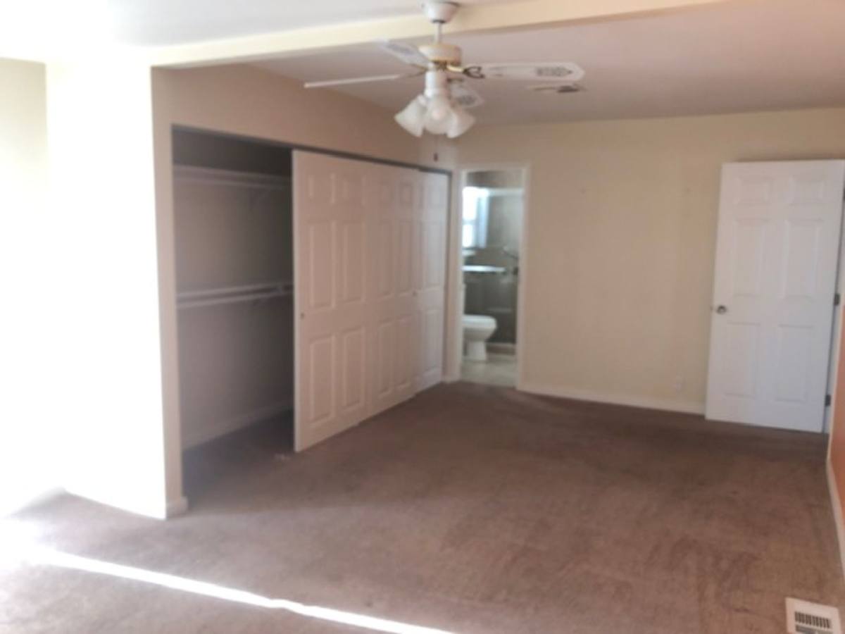 House for rent at 25424 S Wyoming Ave, Chandler, AZ 85248