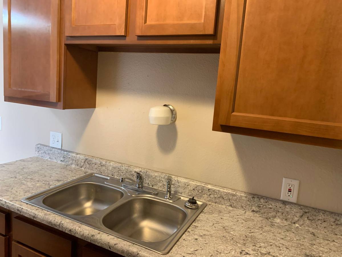 Apartment for rent at 136 Bennett Ave, Council Bluffs, IA 51503