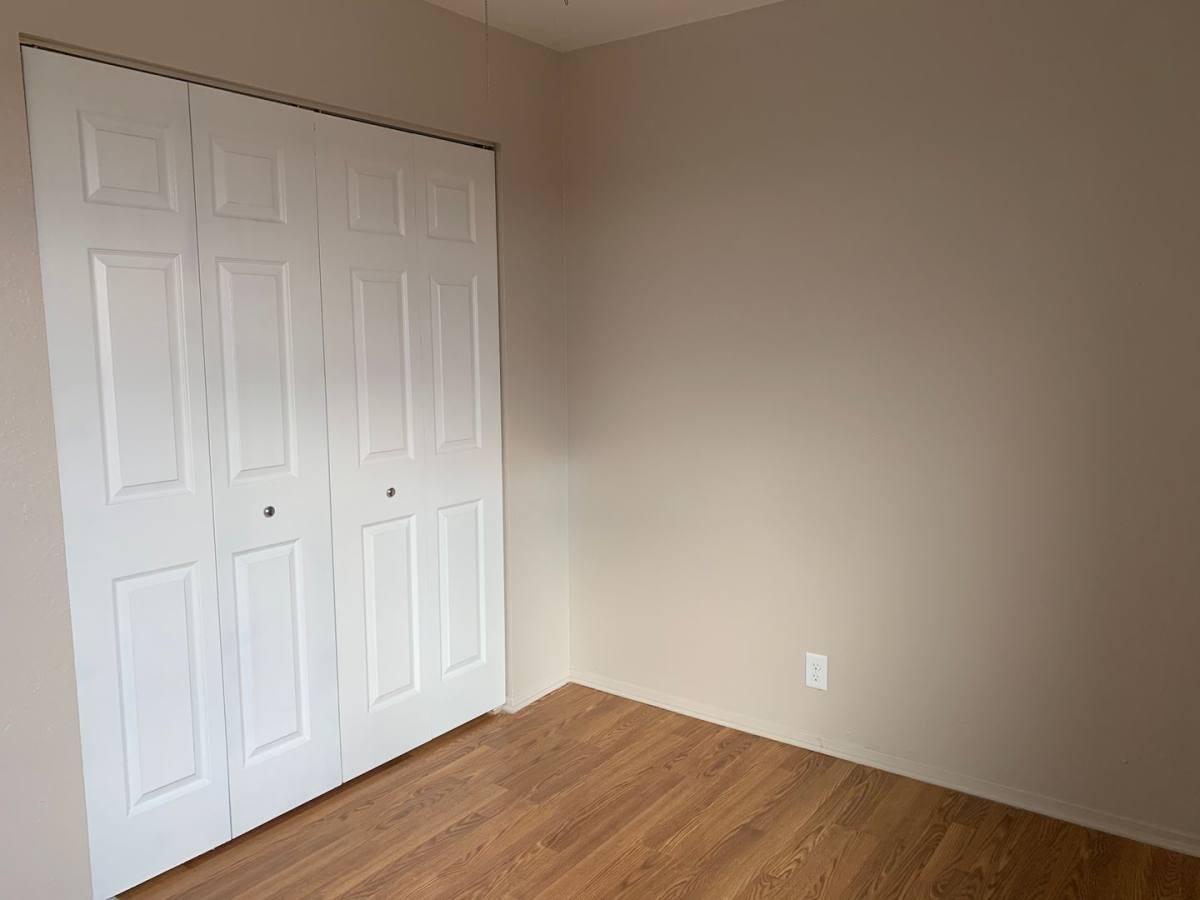 Apartment for rent at 136 Bennett Ave, Council Bluffs, IA 51503