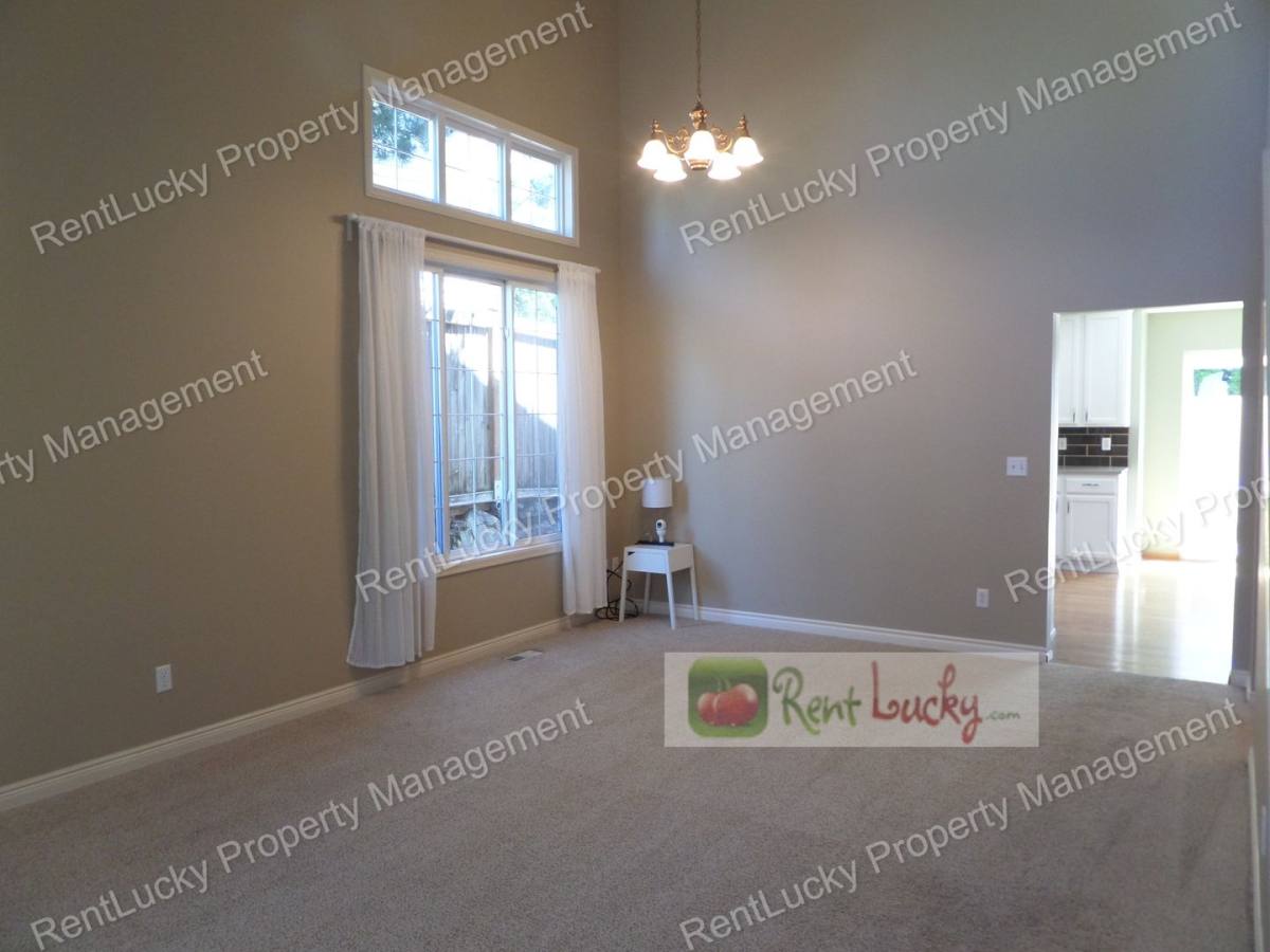 House for rent at 27815 NE 149th Court, Duvall, WA 98019