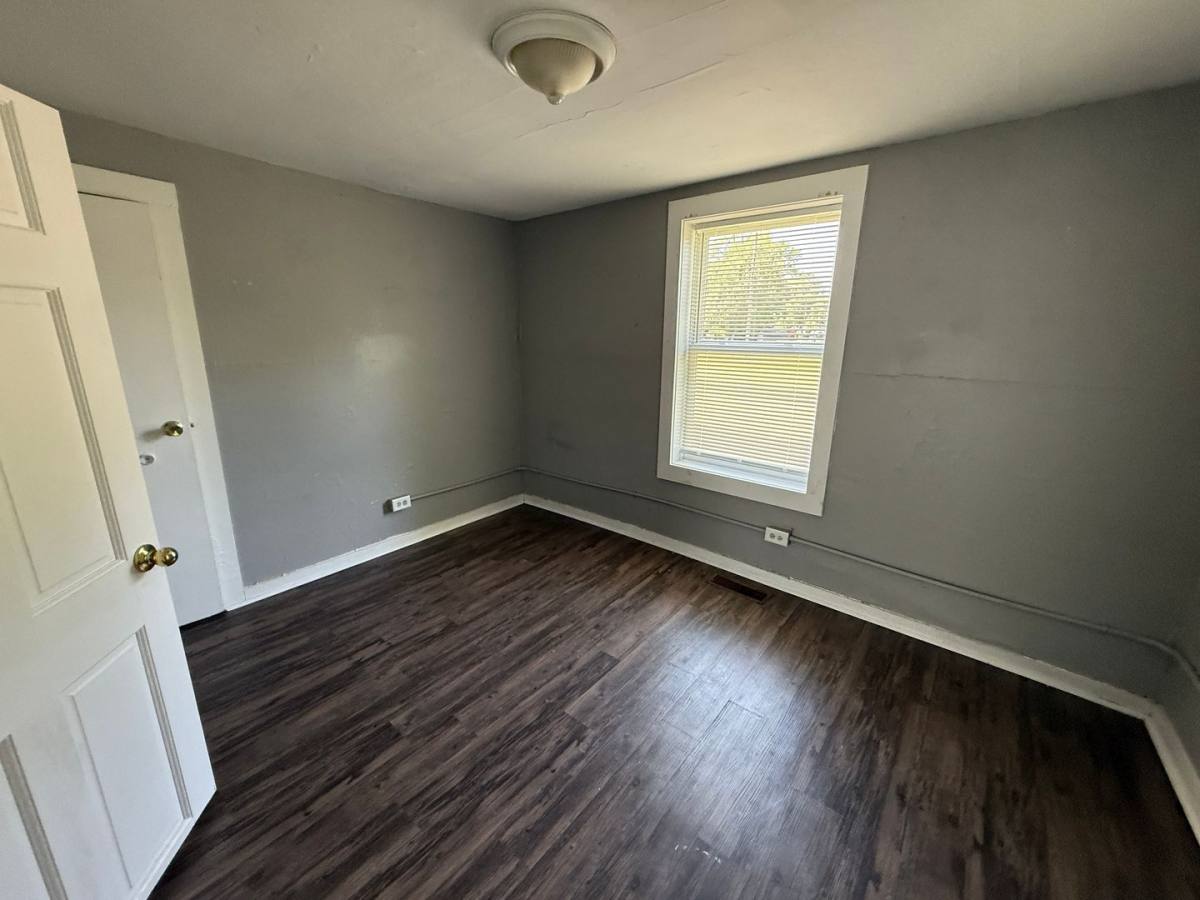 Apartment for rent at 1503 W 16th St, Muncie, IN 47302