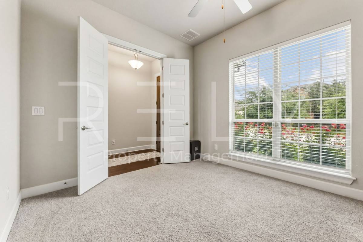House for rent at 240 Cross Timbers Dr, Georgetown, TX 78628