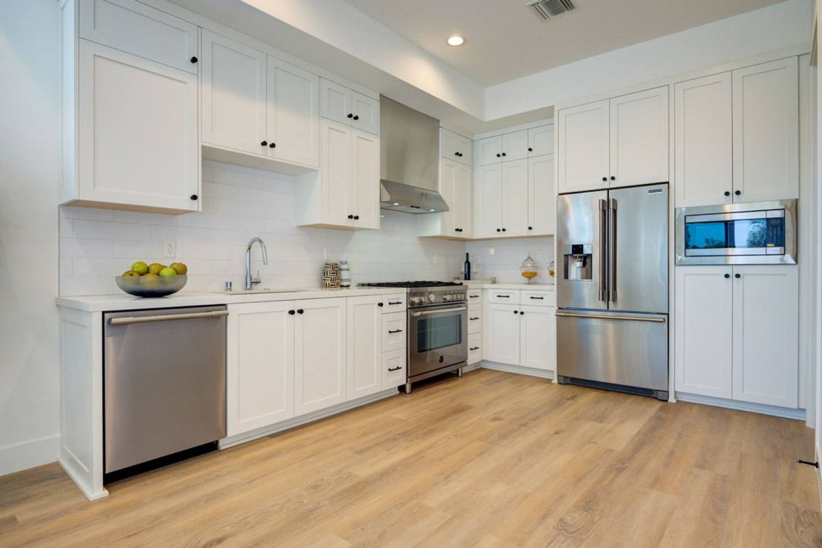 Townhouse for rent at 6016 - 6018 Comey Ave, Los Angeles, CA 90034