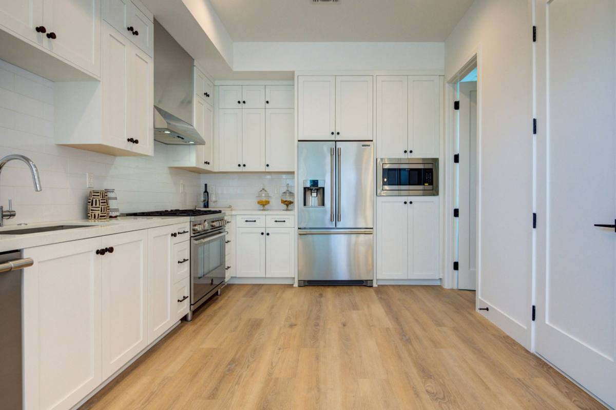 Townhouse for rent at 6016 - 6018 Comey Ave, Los Angeles, CA 90034