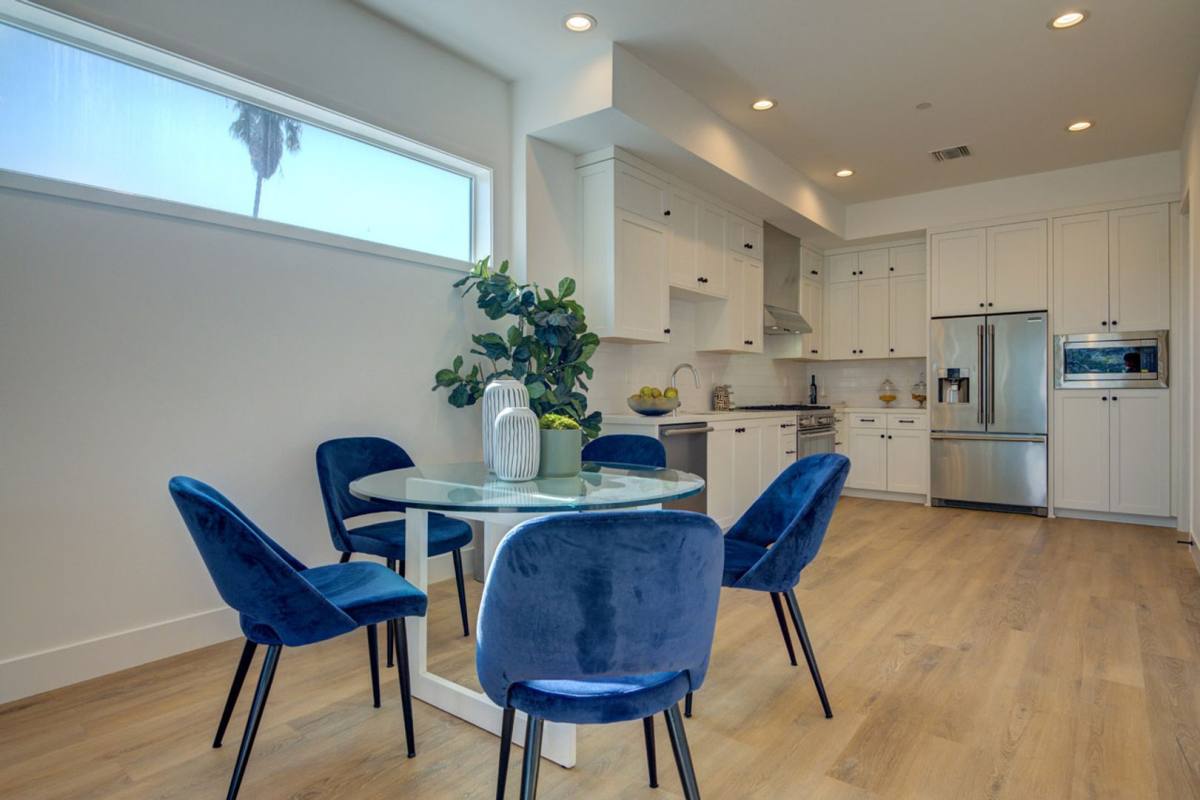 Townhouse for rent at 6016 - 6018 Comey Ave, Los Angeles, CA 90034