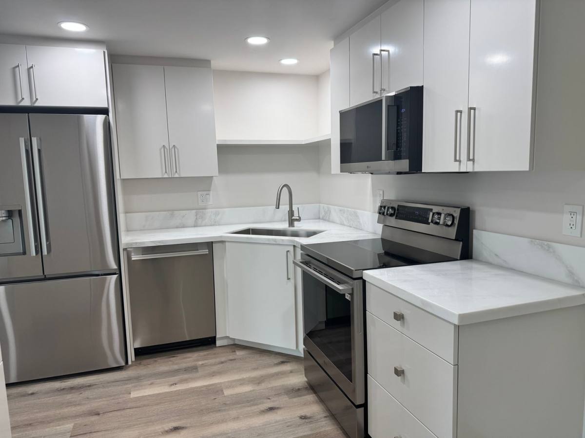 Apartment for rent at 6110 Calle Mariselda, San Diego, CA 92124