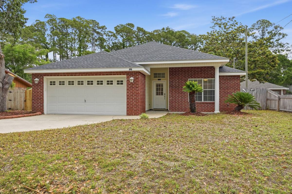 House for rent at 1755 Hopper St, Niceville, FL 32578