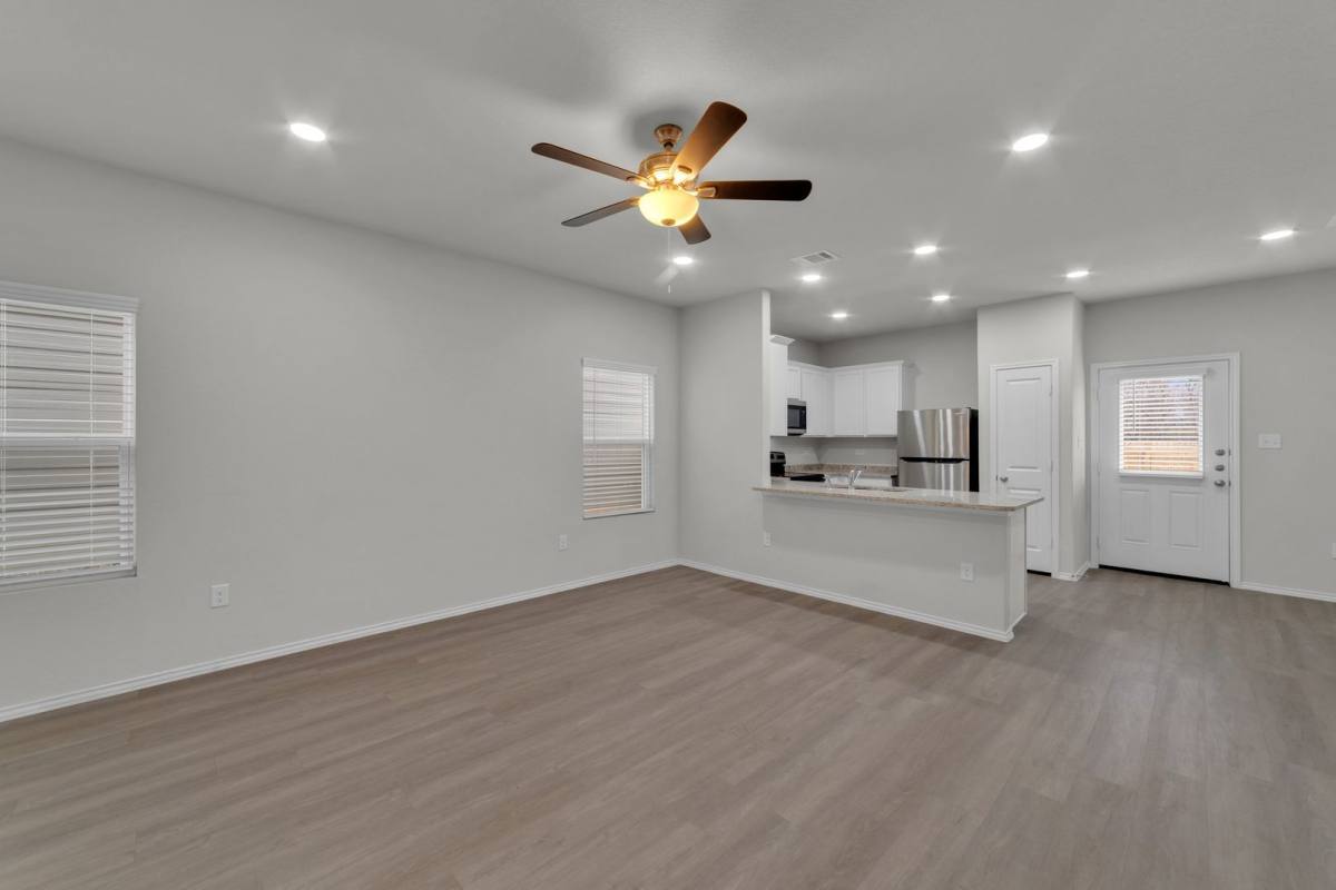Apartment for rent at 7356 Misty Ridge Dr, Converse, TX 78109