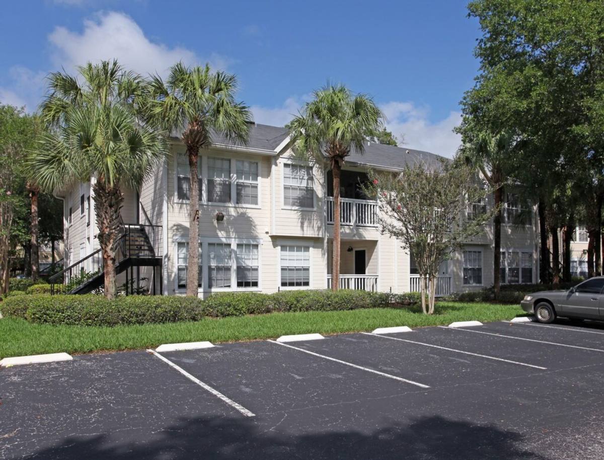 Apartment for rent at 1091 S Hiawassee Rd, Orlando, FL 32835