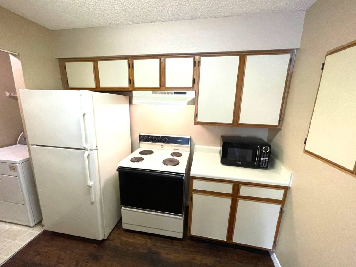 Apartment for rent at 1091 S Hiawassee Rd, Orlando, FL 32835