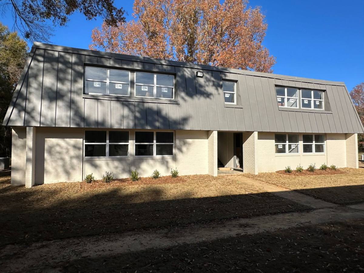 Apartment for rent at 433 Meadowlark Dr, Canton, MS 39046