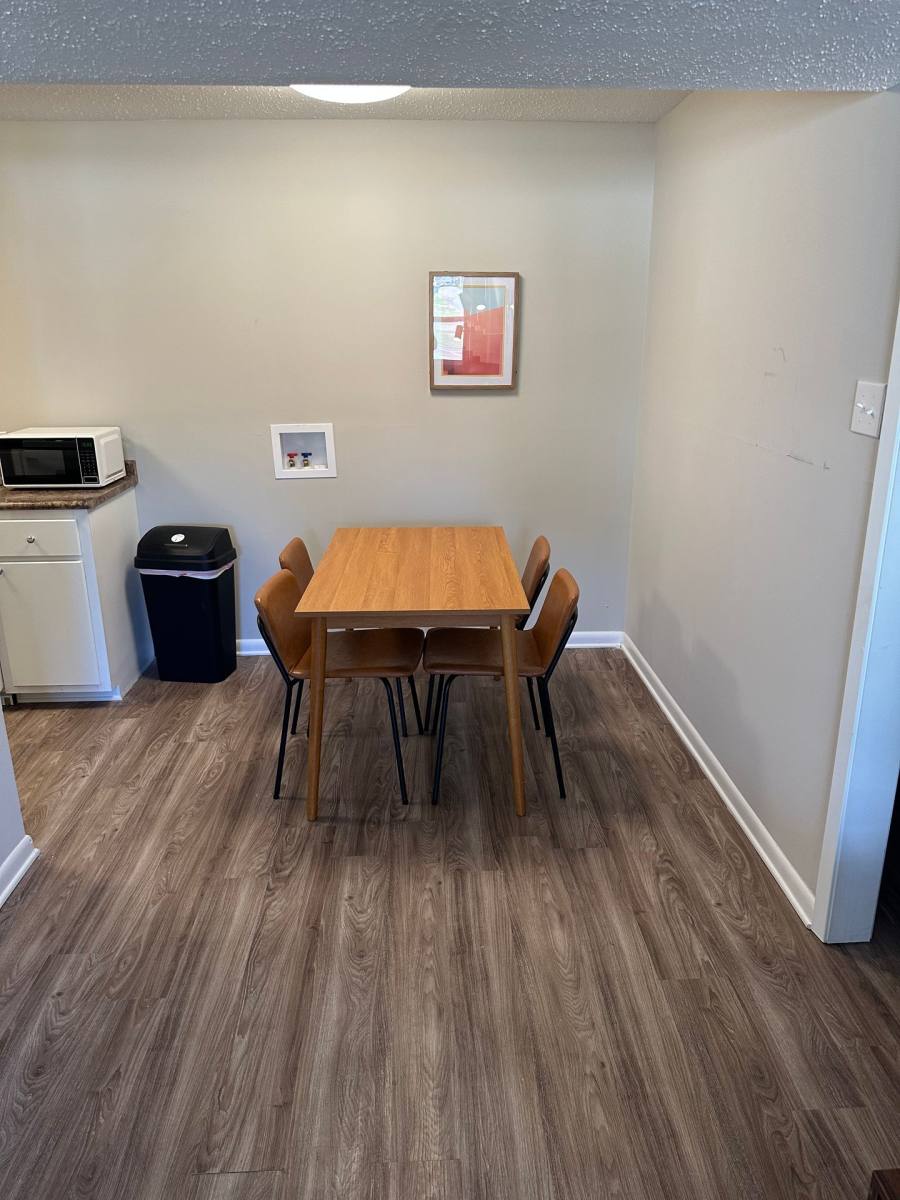 Apartment for rent at 433 Meadowlark Dr, Canton, MS 39046