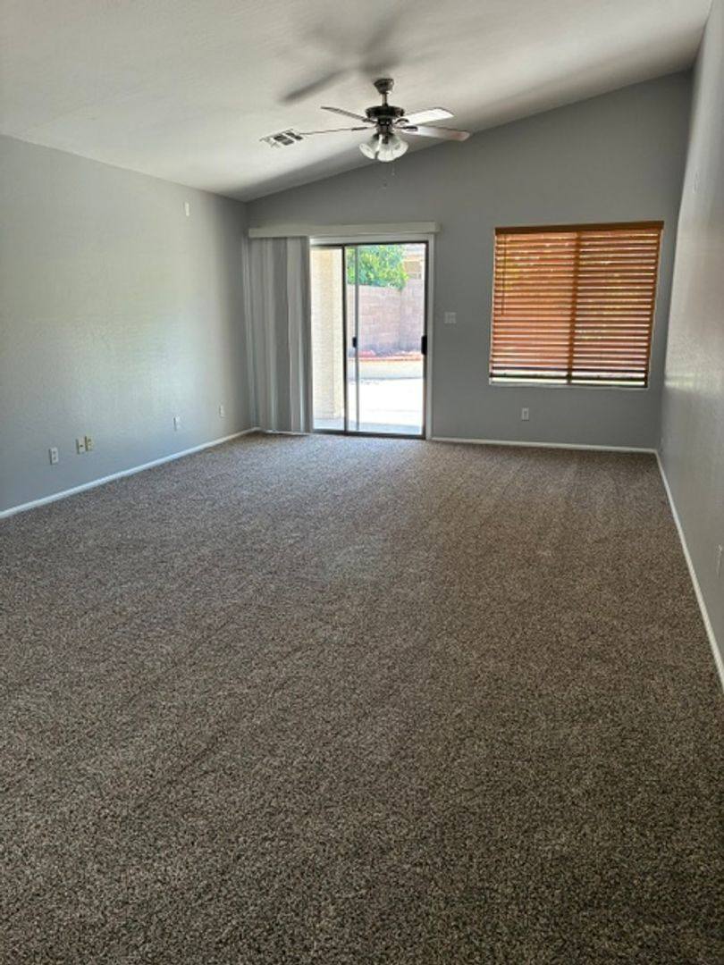 House for rent at 529 E Cantebria Dr, Gilbert, AZ 85296