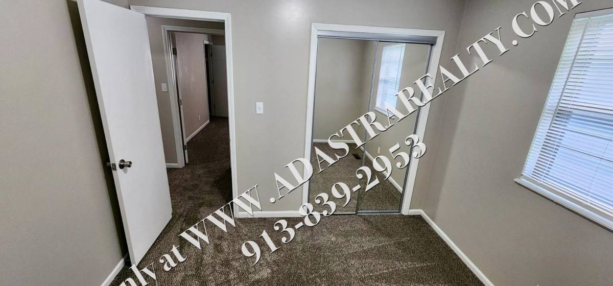 House for rent at 715 6th Ave, Leavenworth, KS 66048