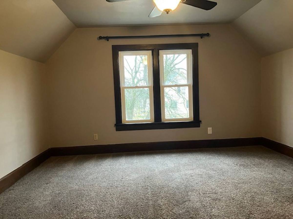 Apartment for rent at 504 Storle Ave, Burlington, WI 53105