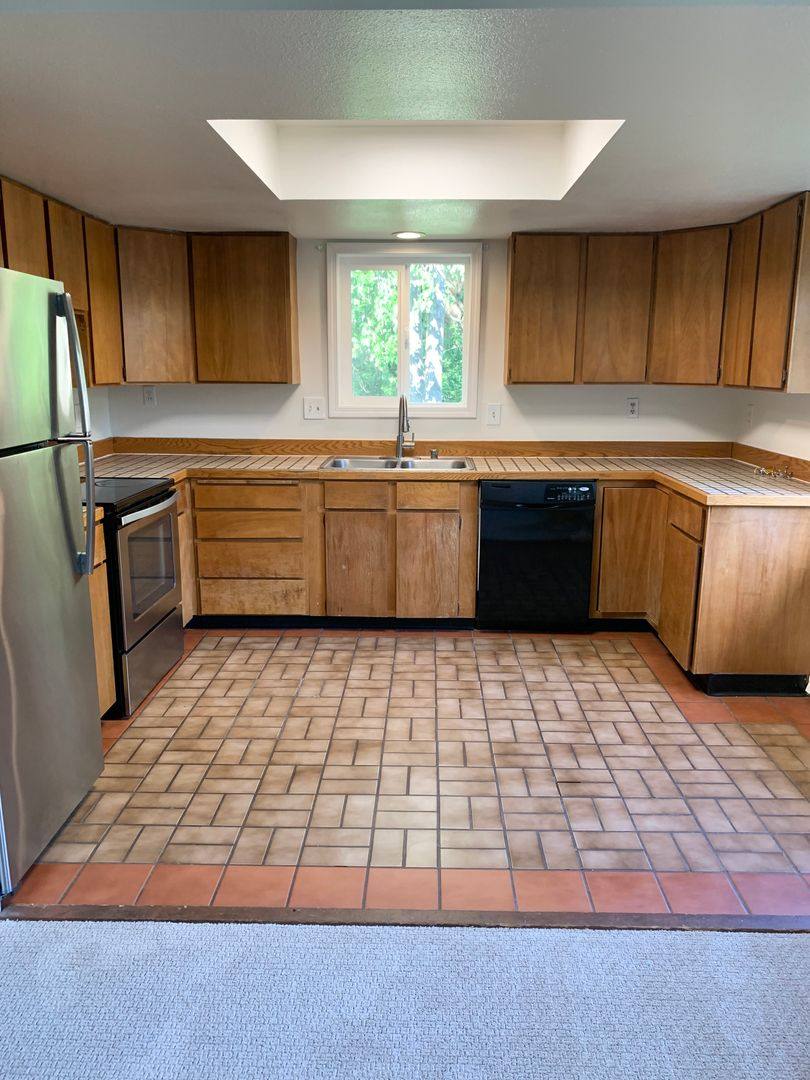 Apartment for rent at 2906 Willow St, Anchorage, AK 99517