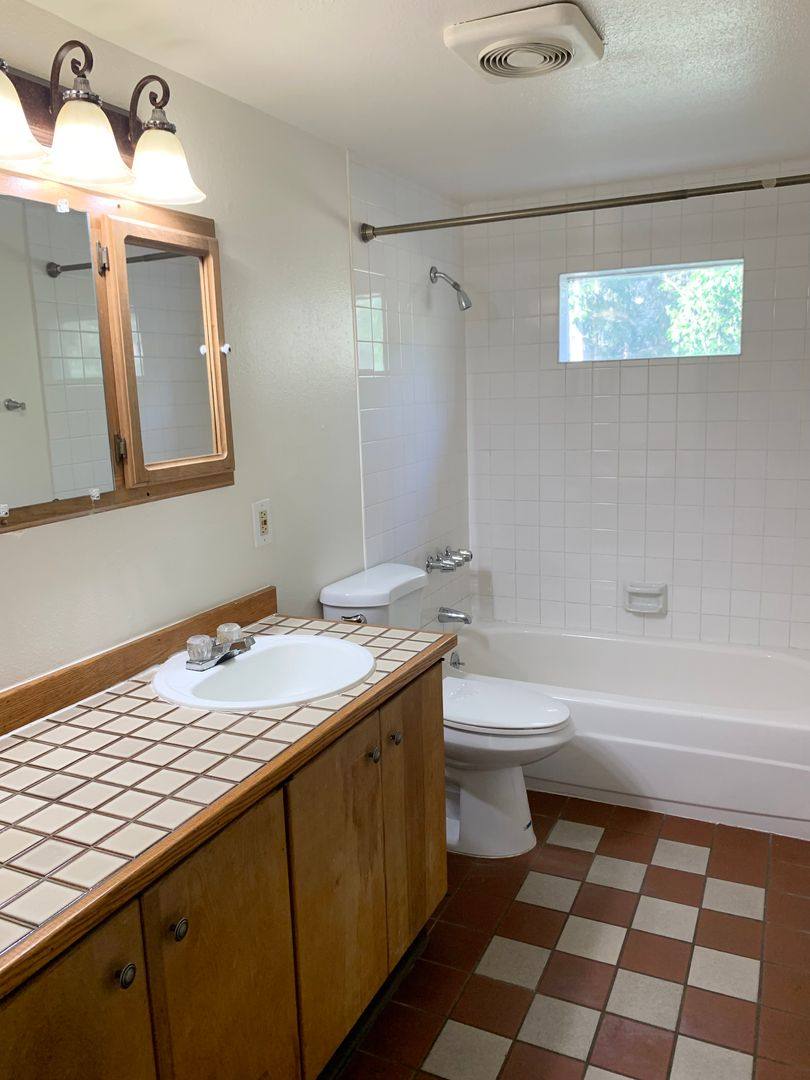 Apartment for rent at 2906 Willow St, Anchorage, AK 99517