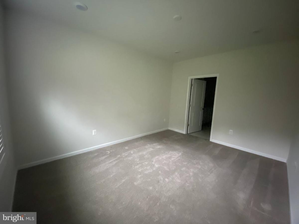 Condo for rent at 23215 Milltown Knoll Square, Ashburn, VA 20148