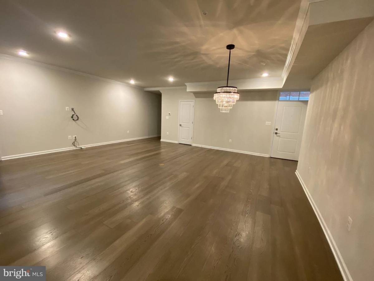 Condo for rent at 23215 Milltown Knoll Square, Ashburn, VA 20148