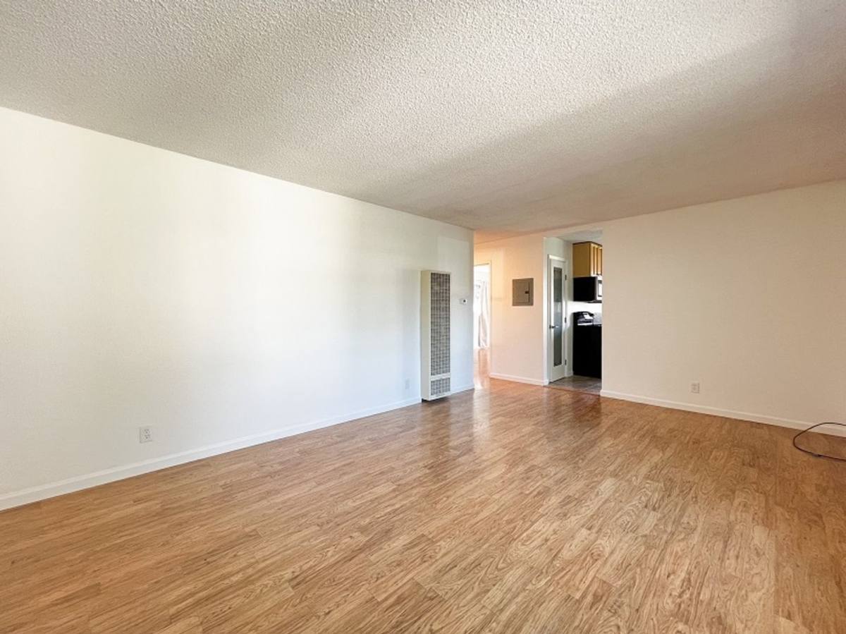 Apartment for rent at 1107 Vallejo St, Napa, CA 94559