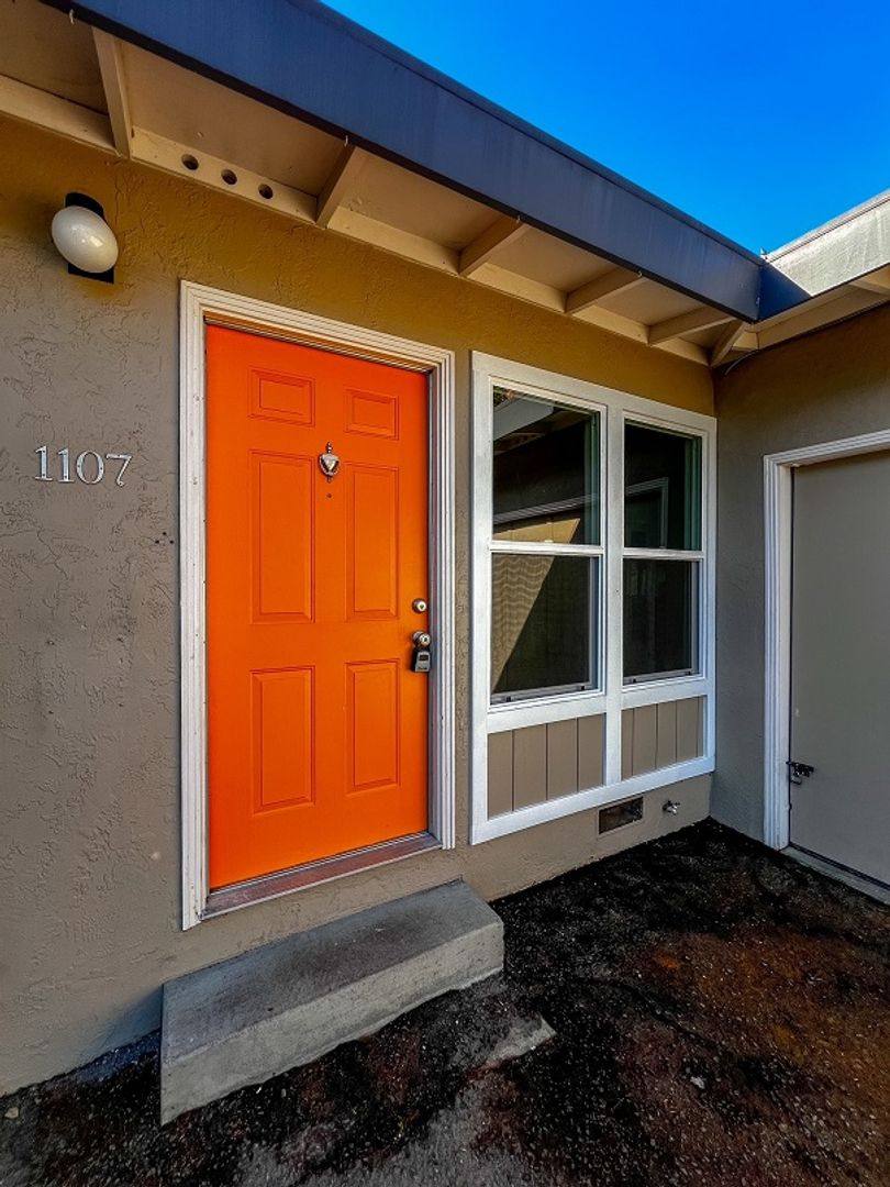 Apartment for rent at 1107 Vallejo St, Napa, CA 94559