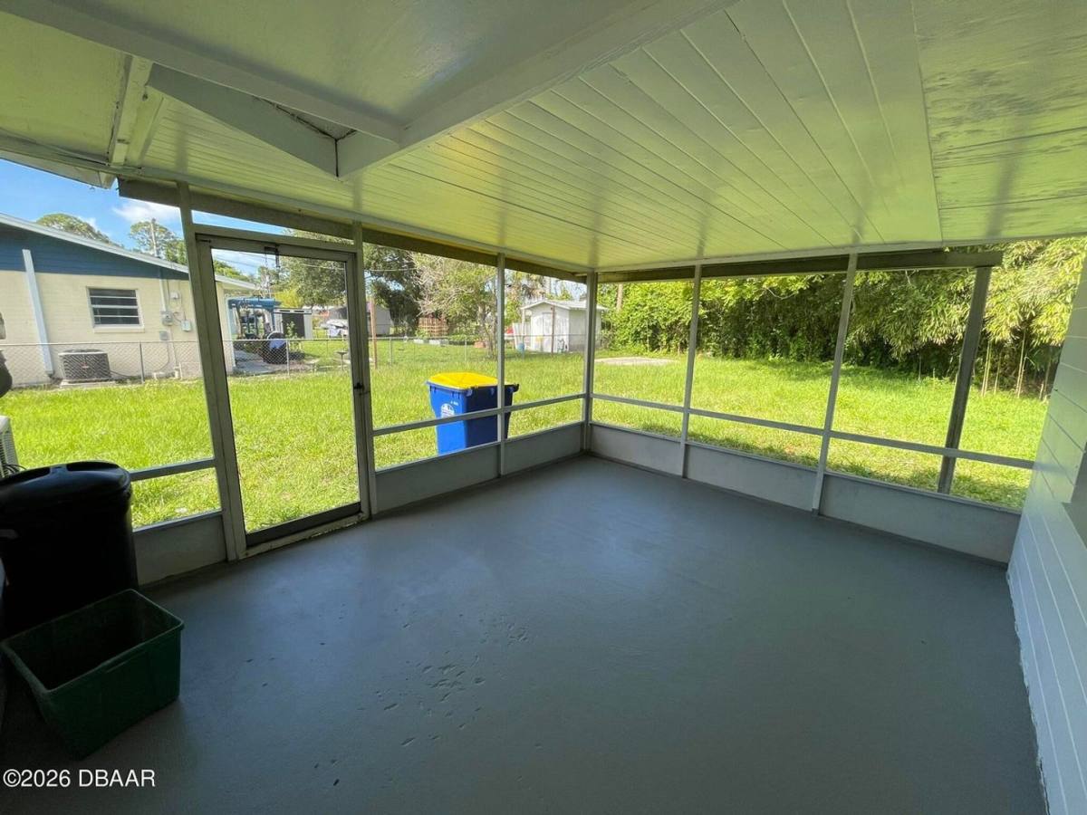 House for rent at 1008 Beulah Dr, Edgewater, FL 32132
