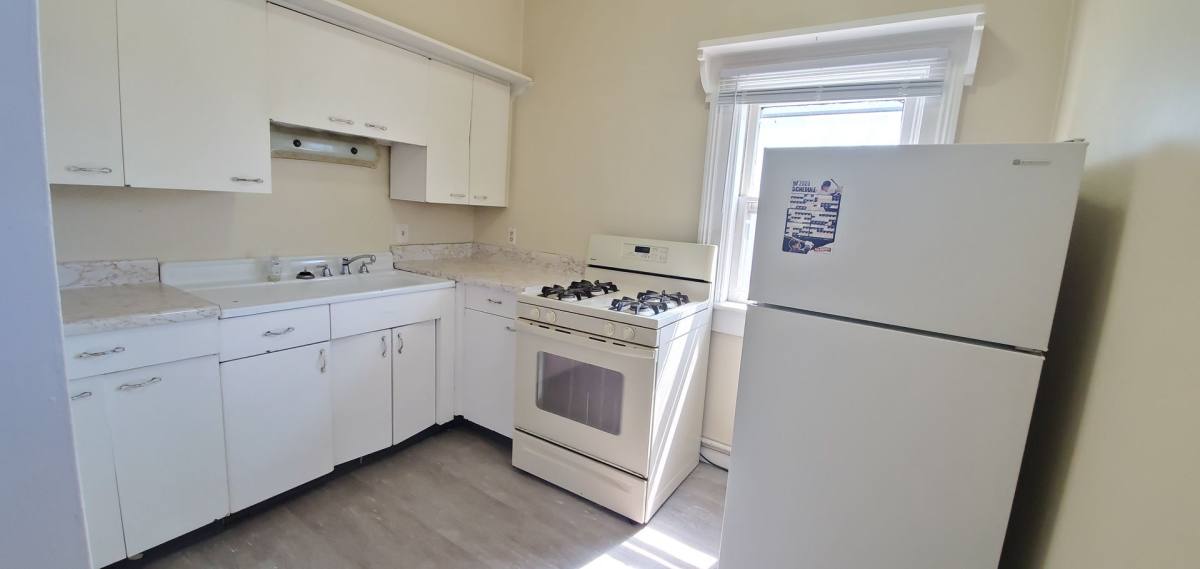 Apartment for rent at 404 S Webster, Green Bay, WI 54301